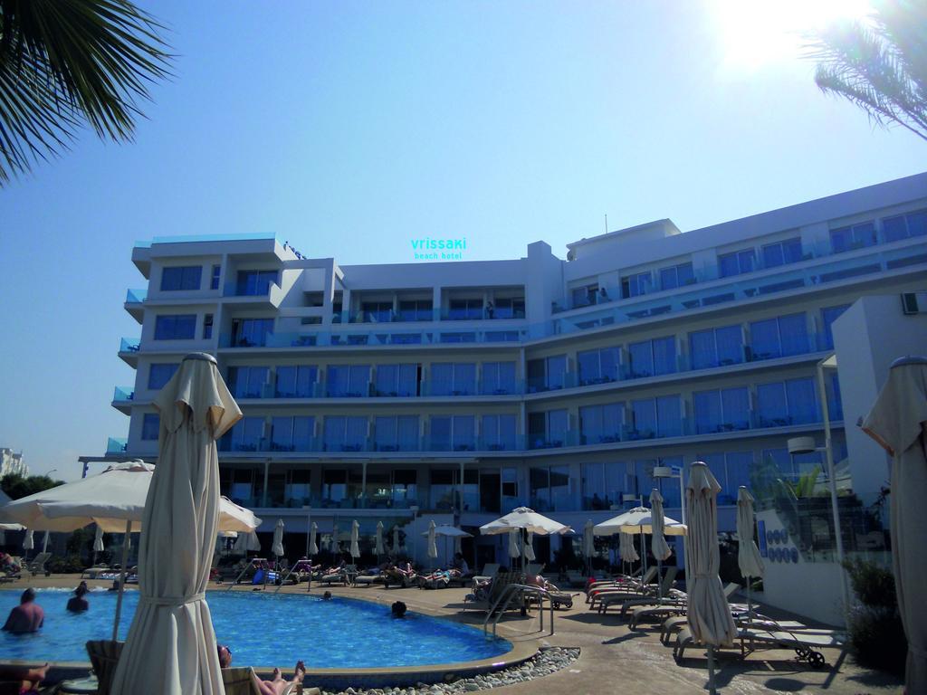 Vrissaki Beach Hotel Protaras Bagian luar foto