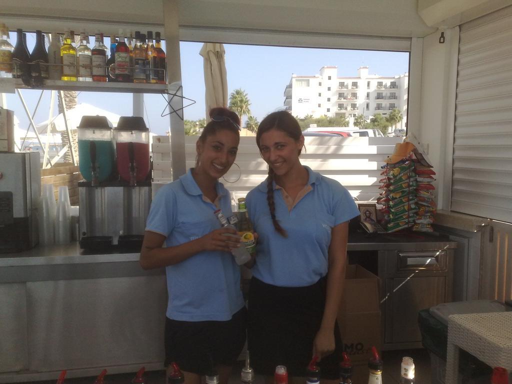 Vrissaki Beach Hotel Protaras Bagian luar foto