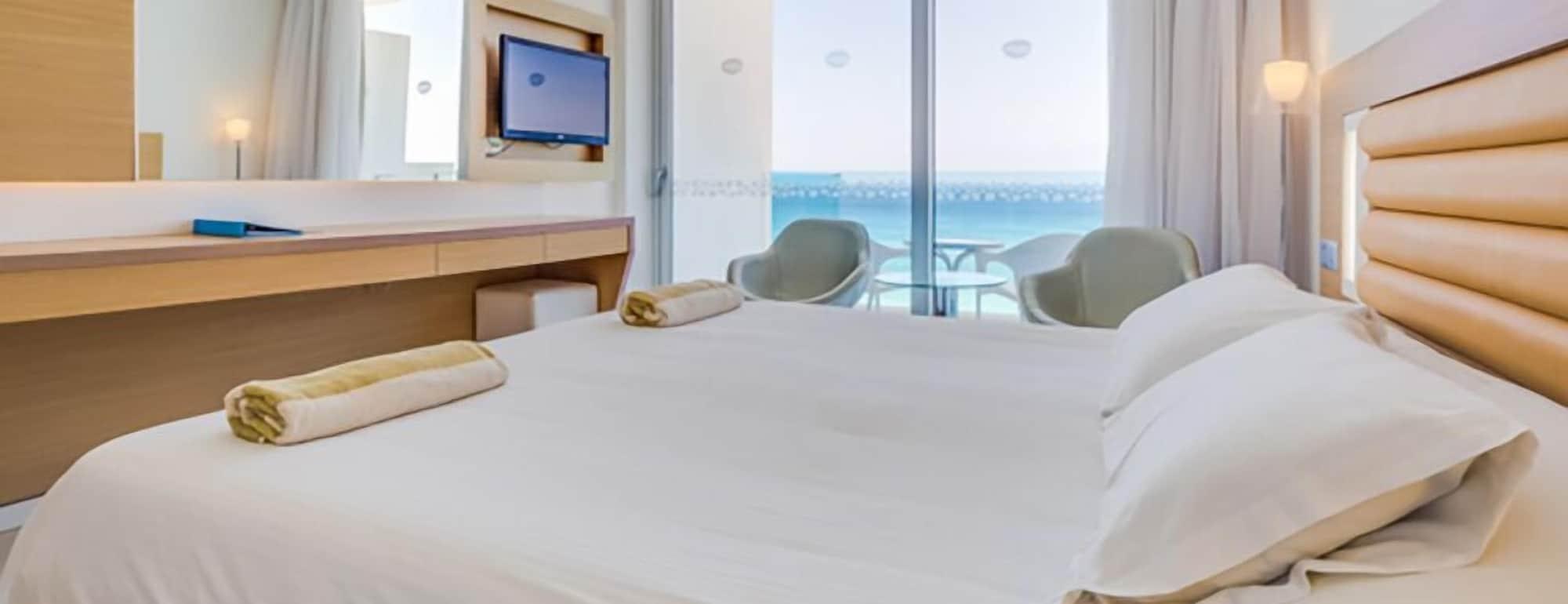 Vrissaki Beach Hotel Protaras Bagian luar foto