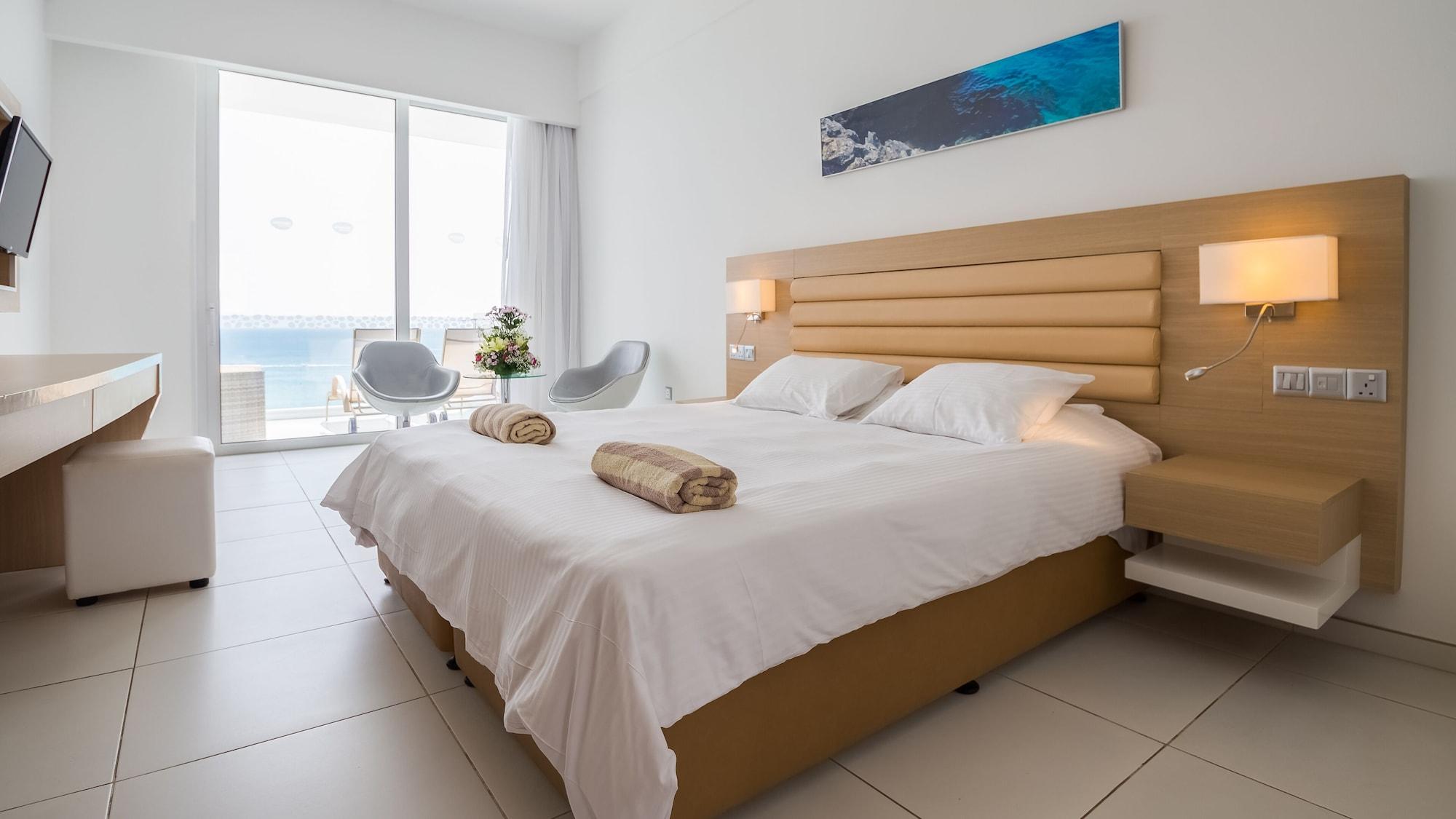 Vrissaki Beach Hotel Protaras Bagian luar foto