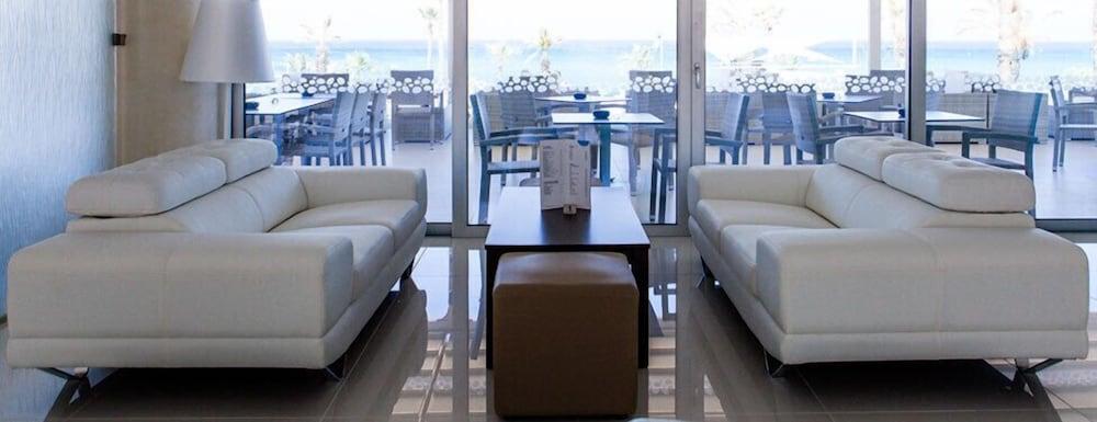Vrissaki Beach Hotel Protaras Bagian luar foto